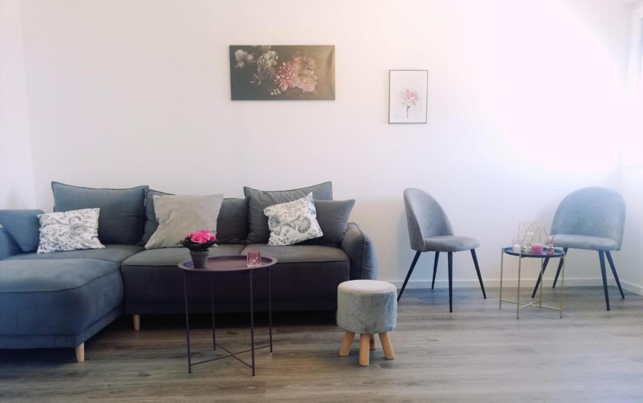 Апартаменты Apartman Aria Дуги-Рат Экстерьер фото